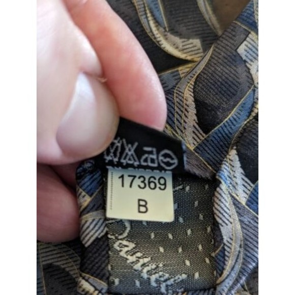 Keith Daniels Blue Silver Geometric Slope Print Silk Neck Tie Handmade 57" - Picture 6 of 6